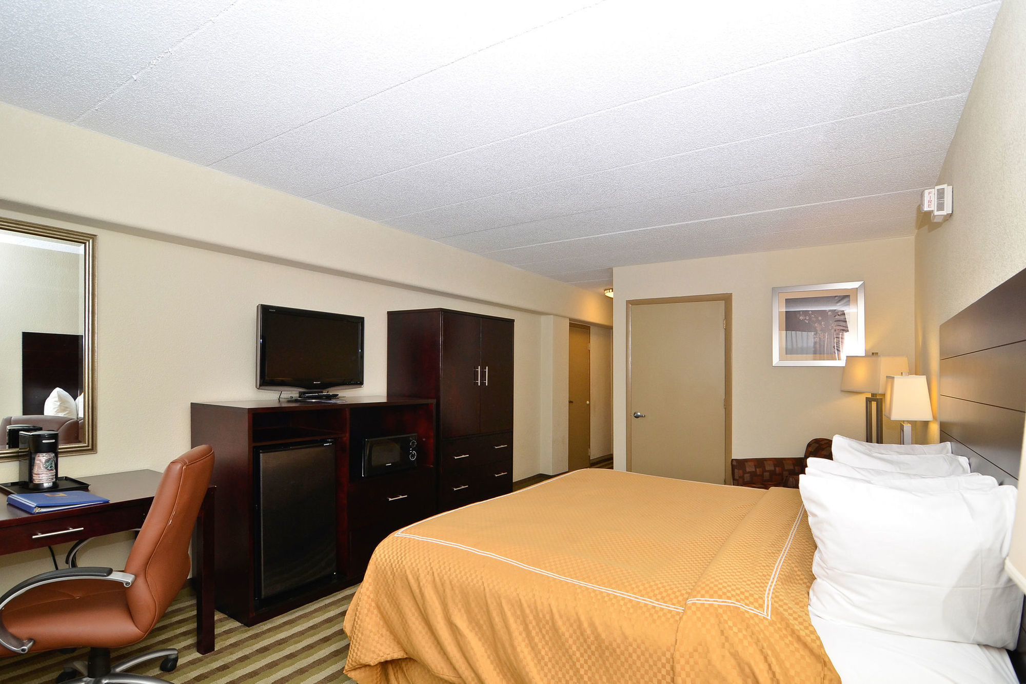 La Quinta Inn & Suites By La Quinta Inn & Suites By Wyndham Washington Dc Noma Номер фото